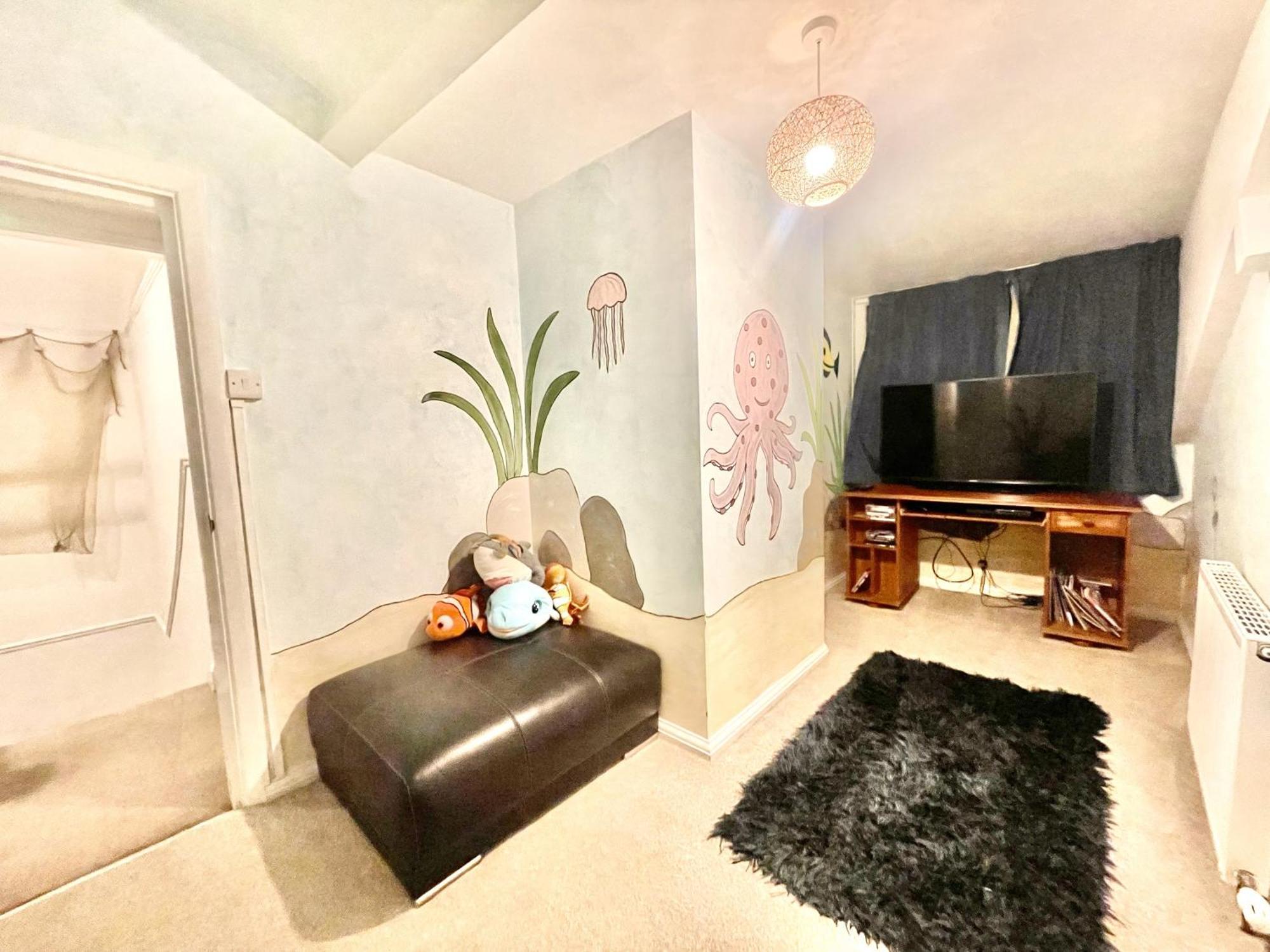 Tidesreach Filey, Sleeps 13, Close To Beach Exterior photo